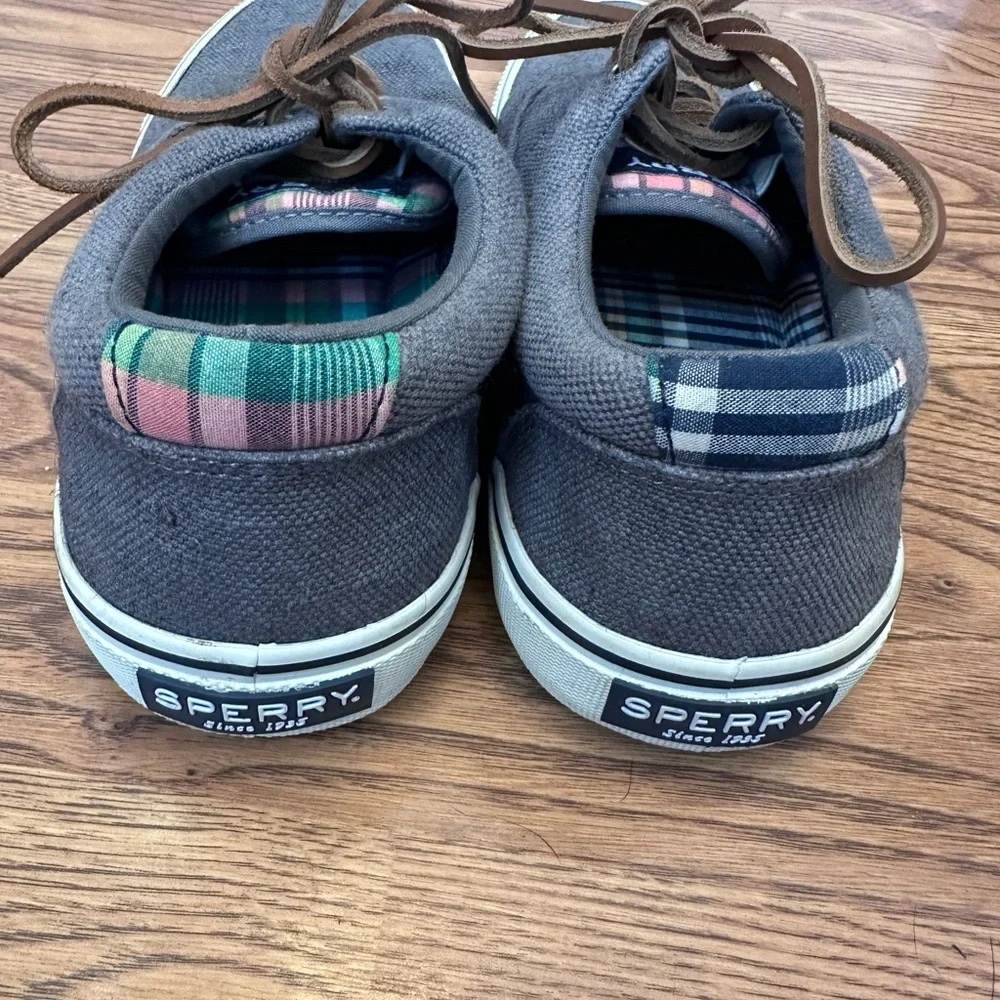 Sperry Gray Canvas Boat Shoes Great condition, leather laces Men’s US Men’s 8